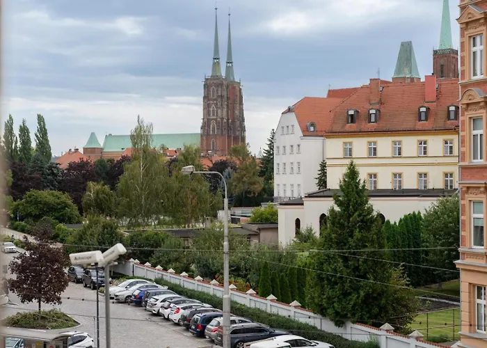 Przytulne I Budzetowe Apartamenty Na Sienkiewicza Komfort W Zielonym Sercu Wroclawia