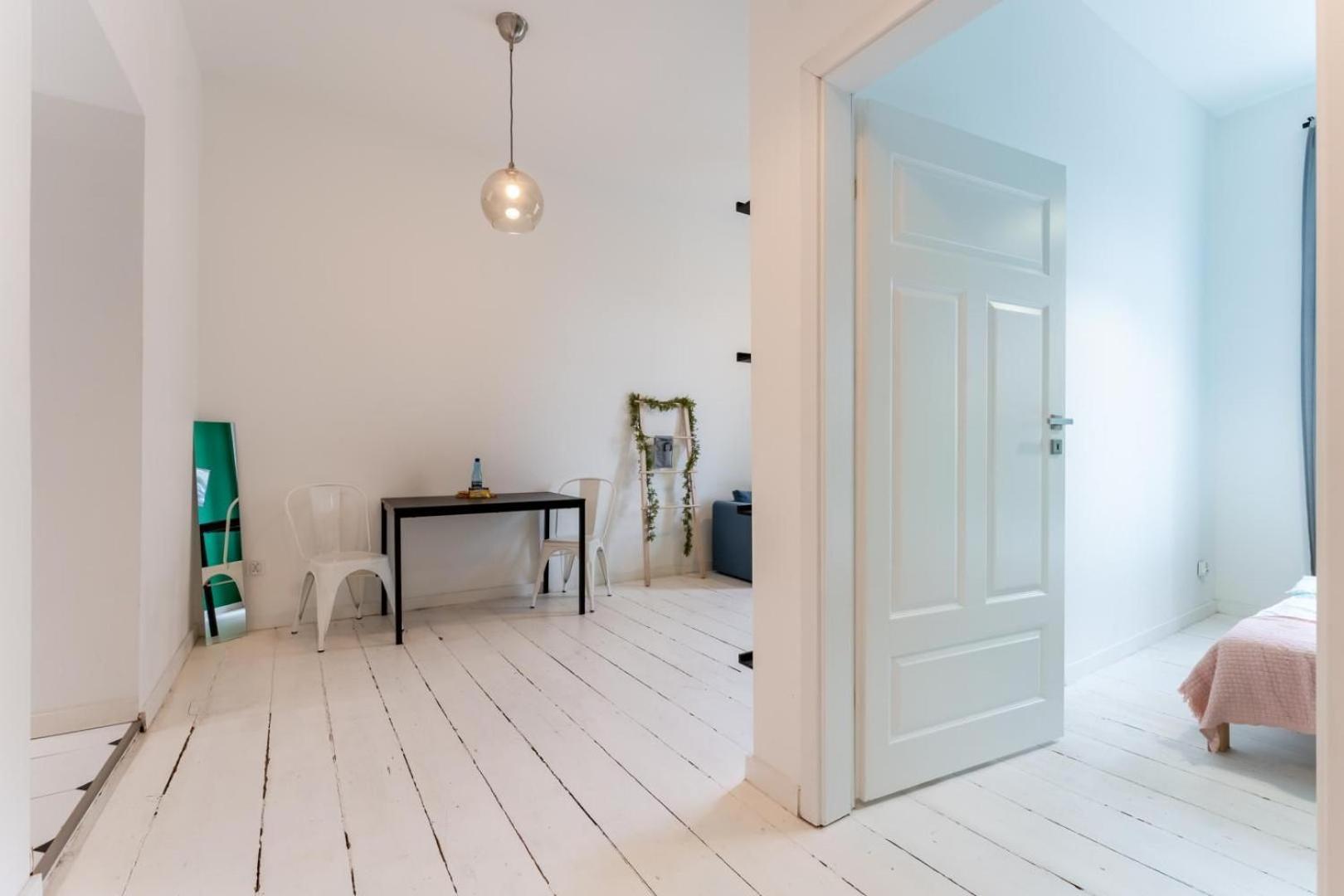Apartment Przytulne I Budzetowe Na Sienkiewicza Komfort W Zielonym Sercu Wroclawia Wroclaw
